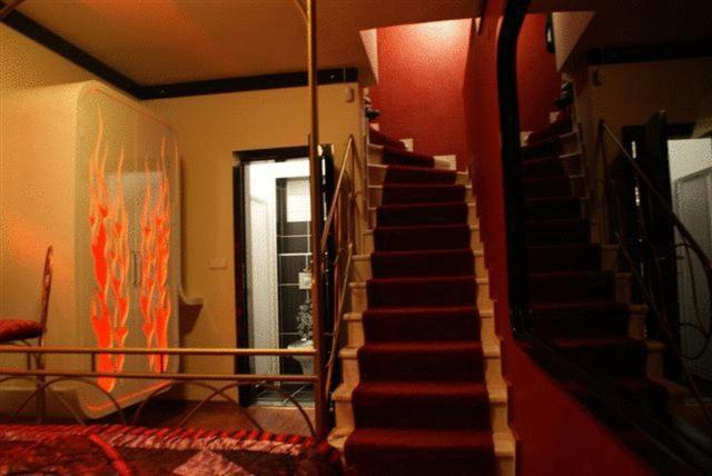 Element Suites Istanbul Bilik gambar